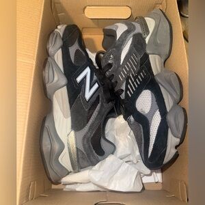 New Balance 9060 - worn twice